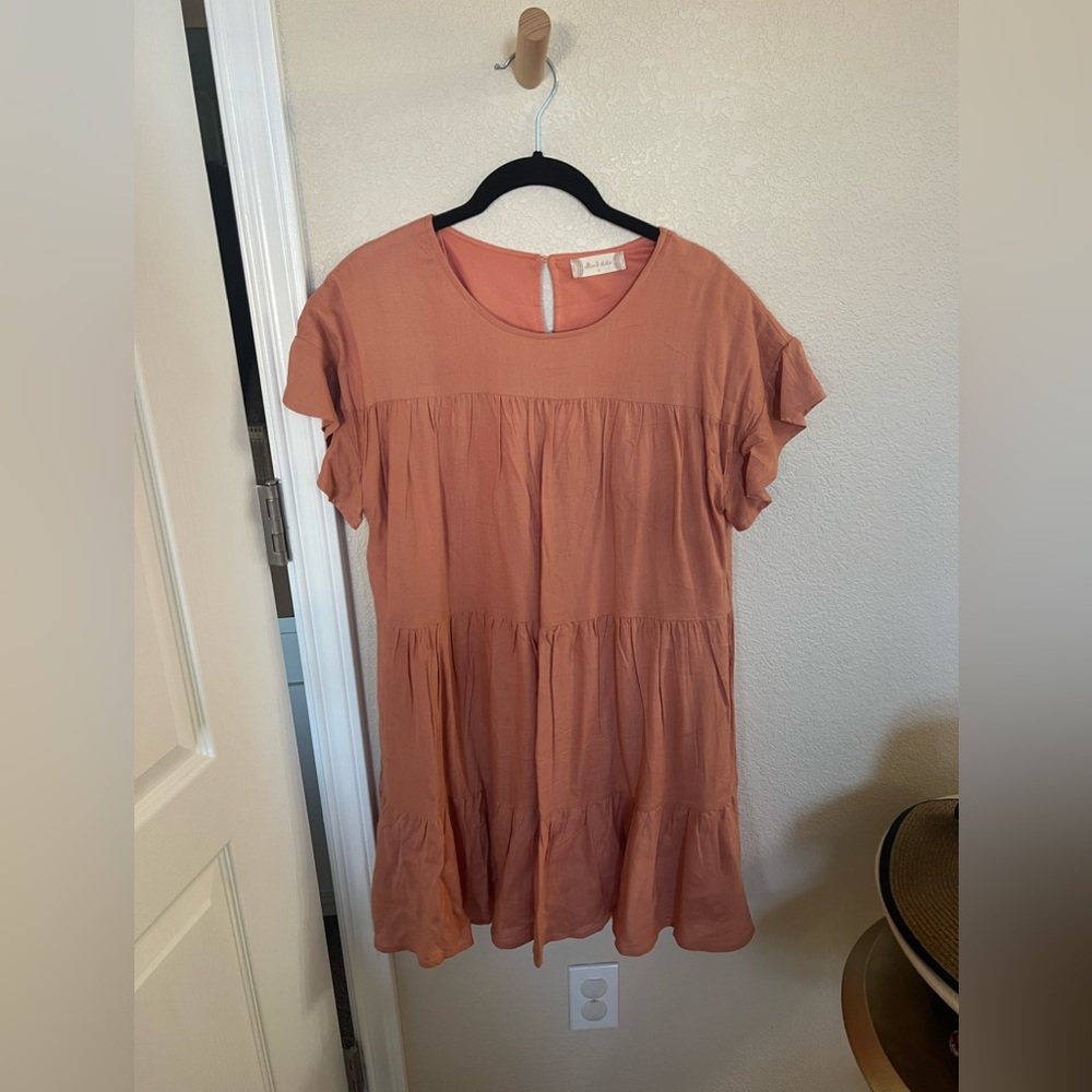 orange dress